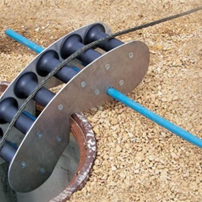 Exceptional manhole equipment in Canada from AMAC Equipment Limited in Richmond Hill, Ontario.